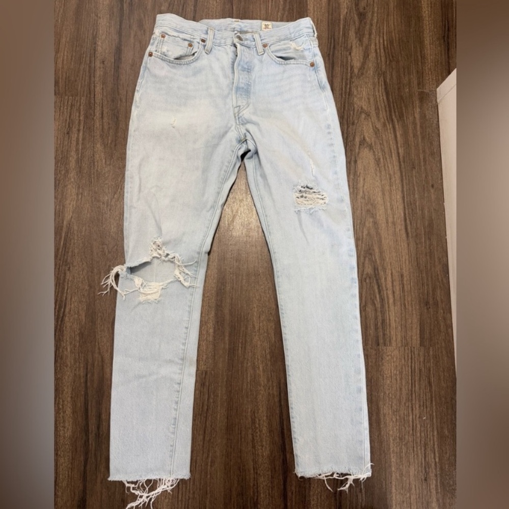 Levi's white oak 501’s jeans Distressed Details